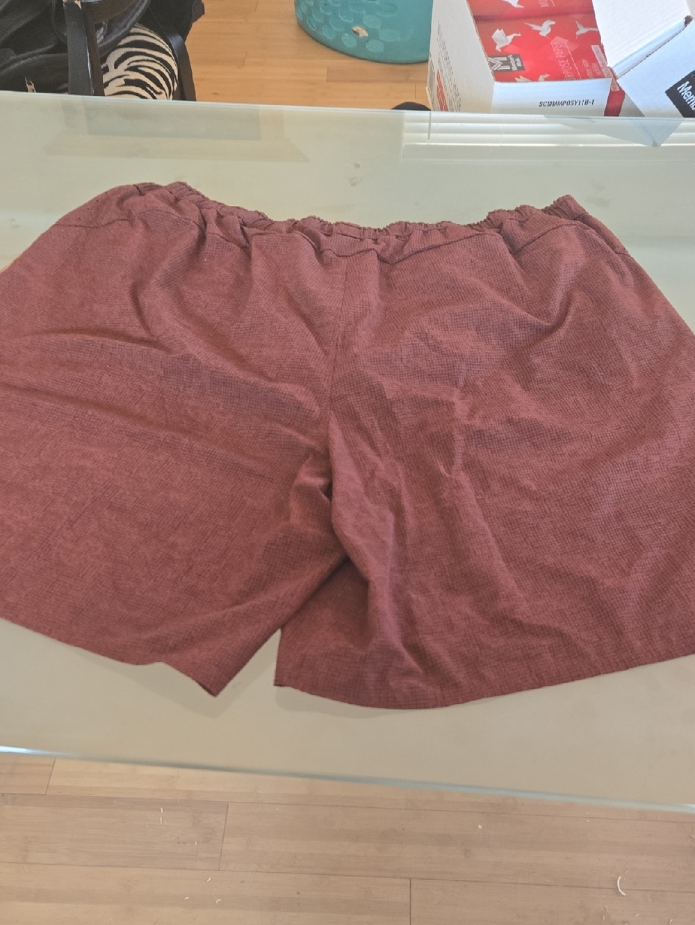 REI Men's Athletic Shorts in Maroon